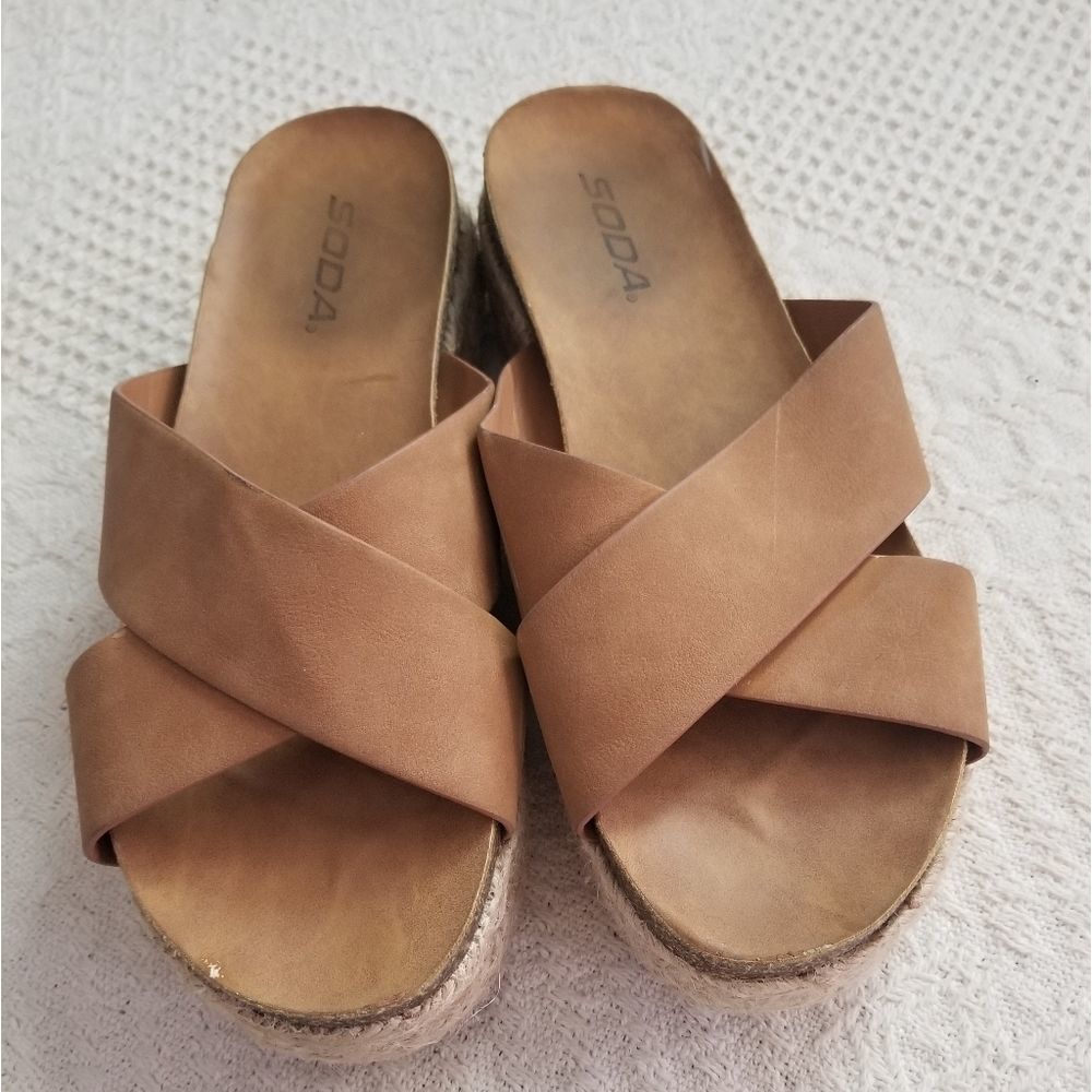 Soda Tan Crossband Platform Sandals - Picture 7 of 8